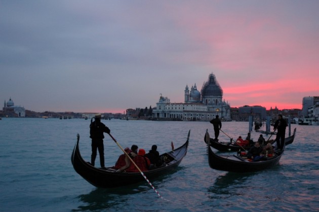 venezia-notte10.jpg