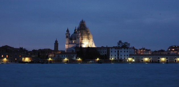 venezia-notte14.jpg