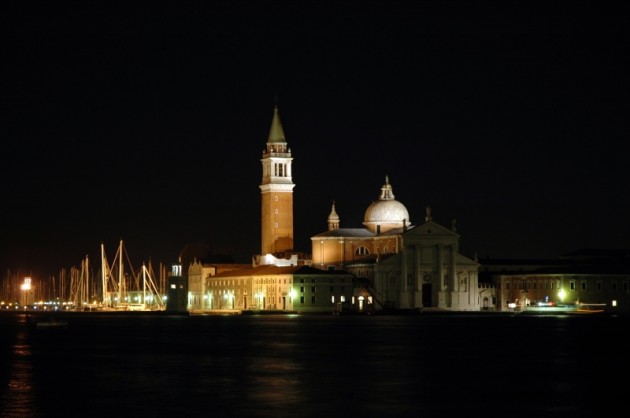 venezia-notte5.jpg