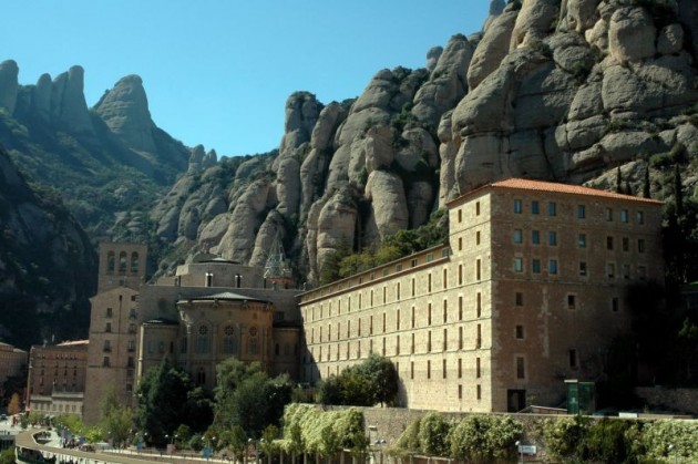 montserrat1.jpg