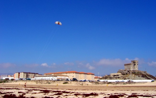 Kitesurfing